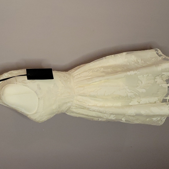 Stylestalker White Lace Dress - Picture 3 of 3